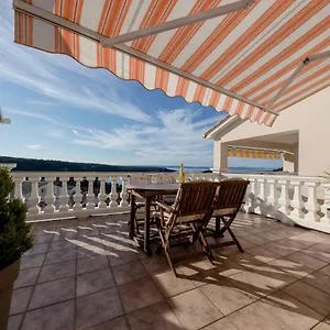 Apartment Starcevic, Kampor